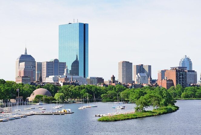 Boston's Architecture, History + Photo Walking Tour (SMALL Group) - A two-hour introduction to Boston through buildings and streets