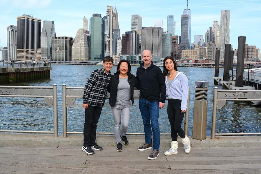 Brooklyn Bridge & Neighborhoods – 2-Hour Photo Shoot Tour - A quieter turn through Brooklyn Heights