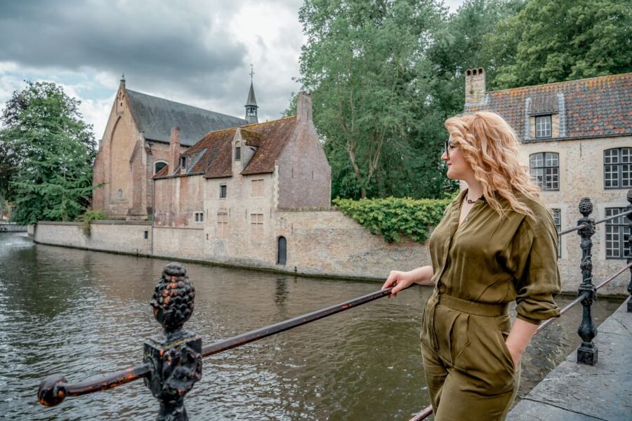 Bruges : Your private 30min. photoshoot in the medieval city - Key points at a glance