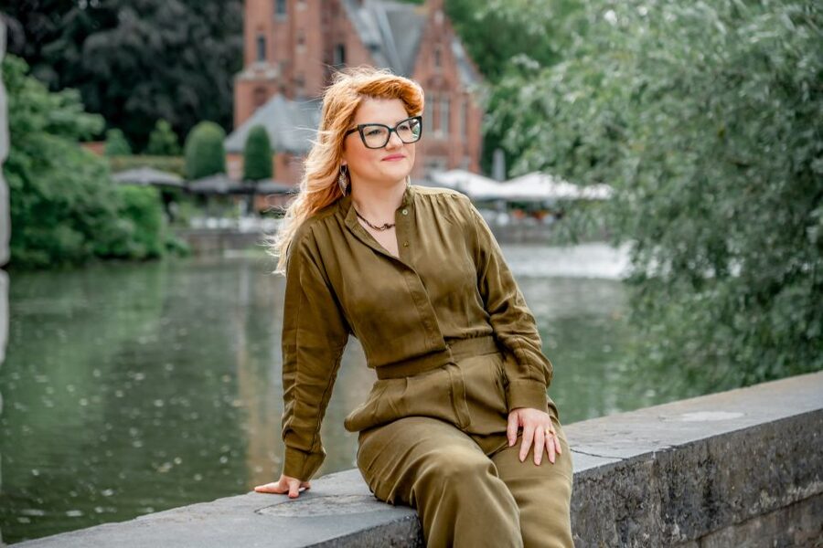 Bruges : Your private 30min. photoshoot in the medieval city - Who should book this experience