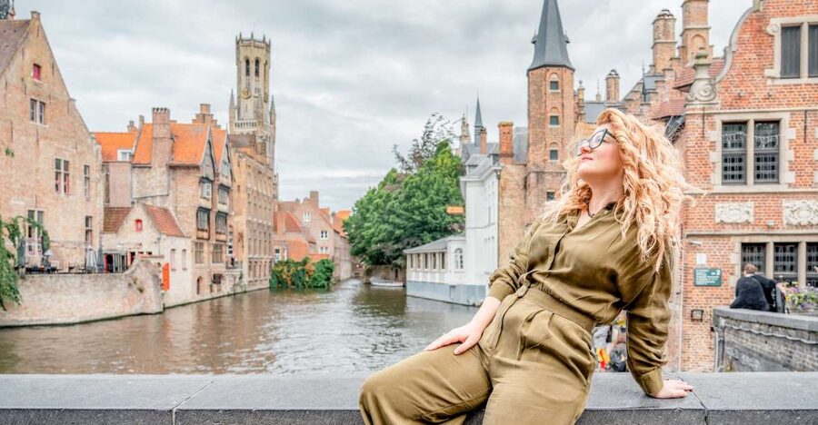 Bruges : Your private 30min. photoshoot in the medieval city - Twenty edited photographs and fast delivery