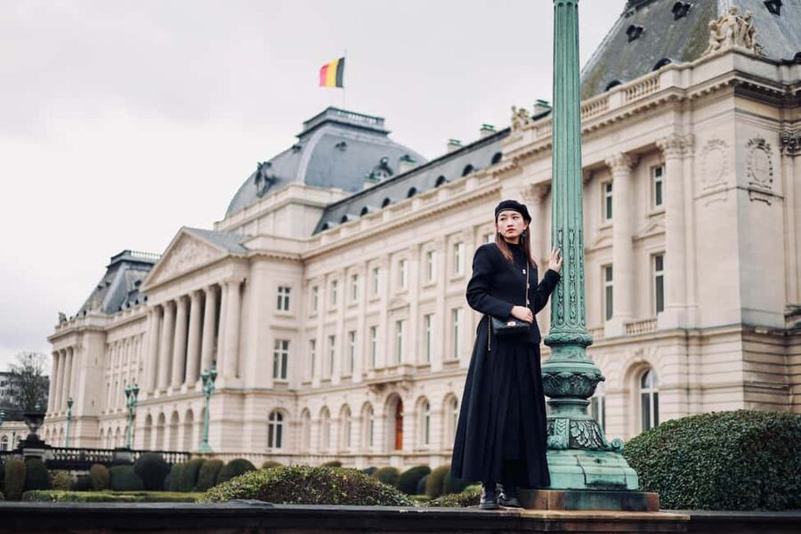 Brussels City Photoshoot With a Professional Photographer - Key points at a glance