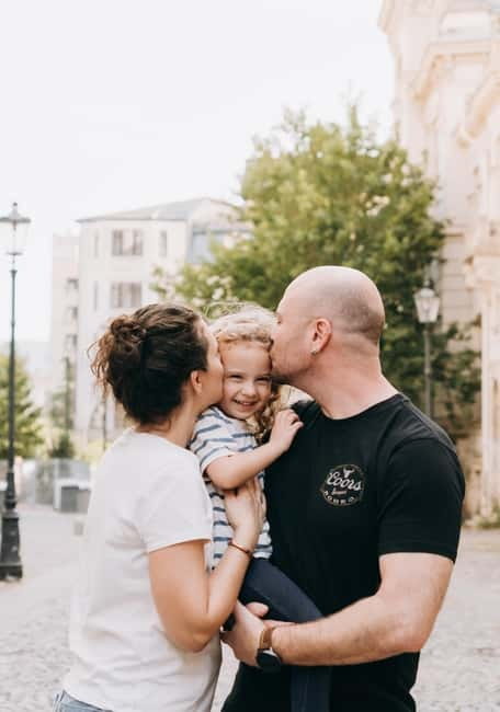 Bucharest: Essential Photo Session in the Charming Streets - Four secret stops, with room for your preferences