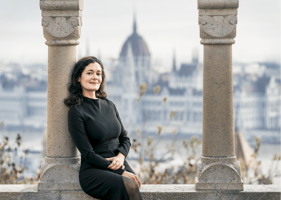 Buda Castle: Group photoshoot with a local guide - Why the Castle District works so well in photographs