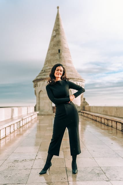 Buda Castle: Private photoshoot with a local guide - Is $84 per person fair value?