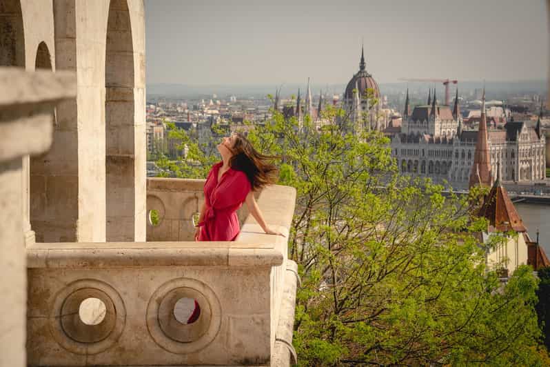 Budapest: Fast Private Photoshoot at Fisherman's Bastion - What happens during the 40-minute session