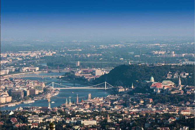 Budapest Photo Walks - The Buda Castle and Chain Bridge option