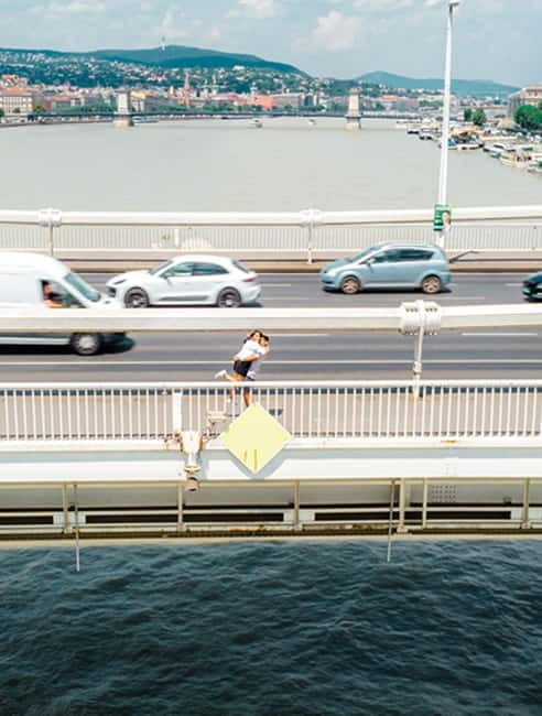 Budapest: private drone photo session - Walking Toward Elizabeth Bridge