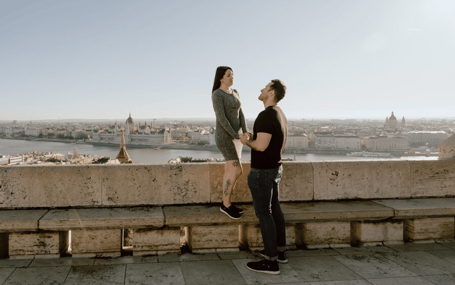 Budapest: romantic photoshoot at Buda's iconic sightseeings - Is $227 good value for your plans?