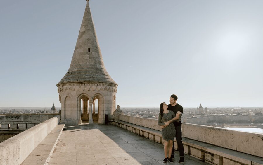 Budapest: romantic photoshoot at Buda's iconic sightseeings - Booking flexibility and practical details