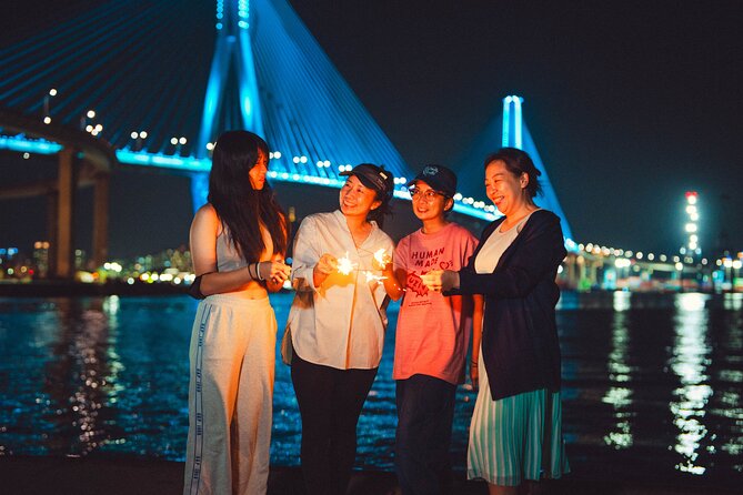 Busan: Night Small Group Photo Tour (Max 7) - Why the small group matters