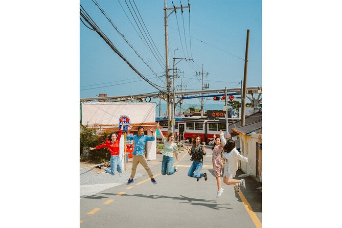 Busan Small Group Photo Tour (Max 6 Pax) - Songdo Skywalk: a short walk above the water