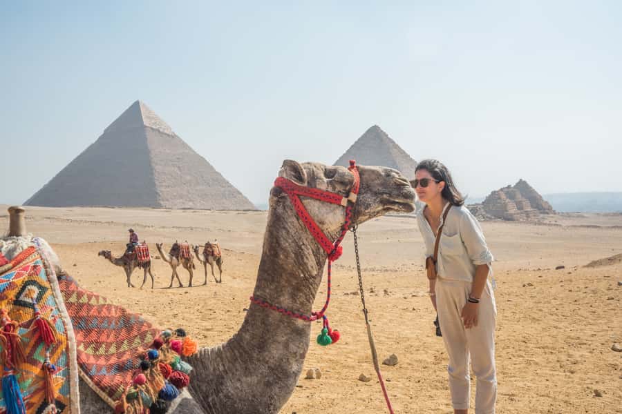 Cairo: Pyramids, Bazaar, Citadel Tour with Photographer - Lunch and the cost of stopping to eat