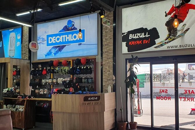 Cappadocia: Erciyes Ski Tour w/PickUp,Lunch - The 9:30 am pickup and ride to the mountain