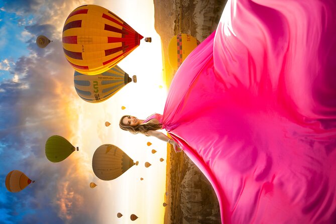 Cappadocia Flying Dress Photoshoot - The hot-air-balloon area at sunrise