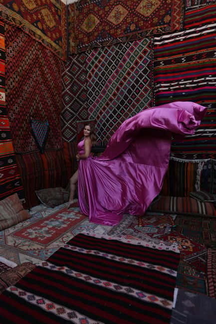 Cappadocia: Photo Shooting With Flying Dress & Carpet House - The satin flying dress and what is not included