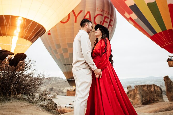 Cappadocia Photoshoot with Flying Dress & Instagram Reels - Photos, reels, and the editing wait