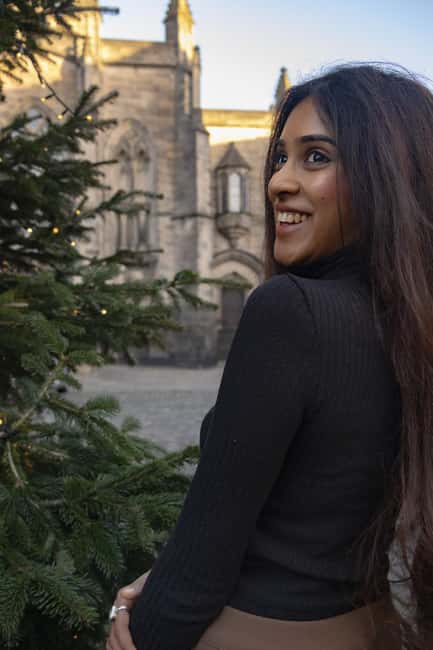Capture Your Scottish Adventure – Professional Photography - Meeting Carmen near Waverley Station