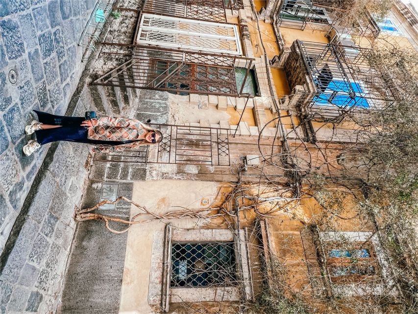 Catania: Photo Tour - Languages, access, and booking flexibility