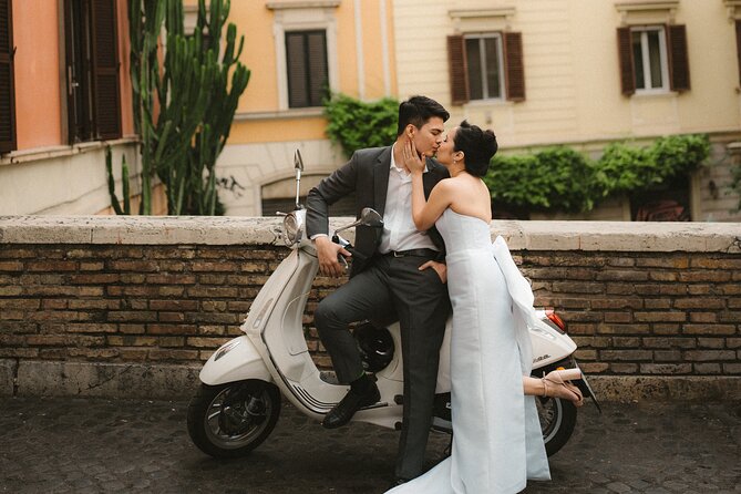 Cinematic Photoshoot in Rome - Roman Forum: ruins with room for movement