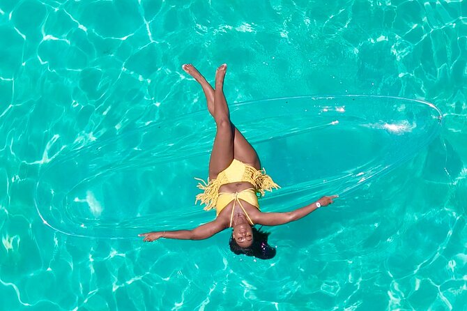 Clear kayak photoshoot Nassau Bahamas. - Weather, comfort, and practical details