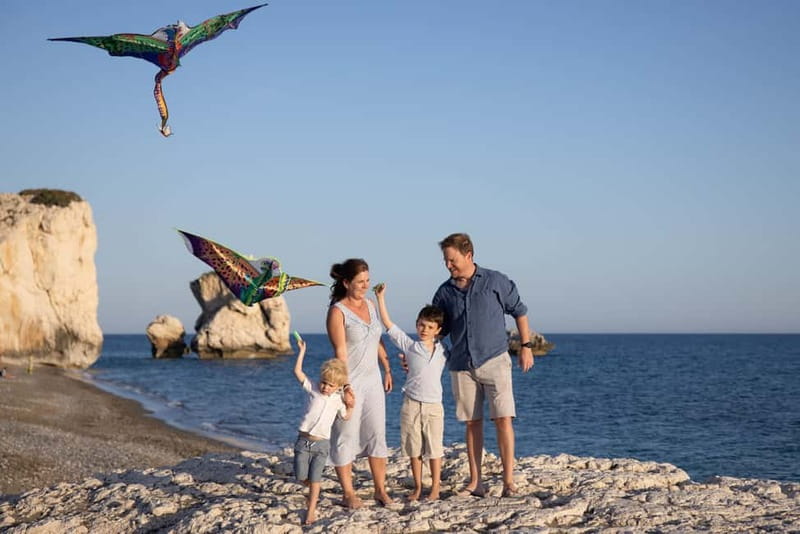 Cyprus: Private Photo Session with Professional Photographer - Friendship, birthday, and group sessions