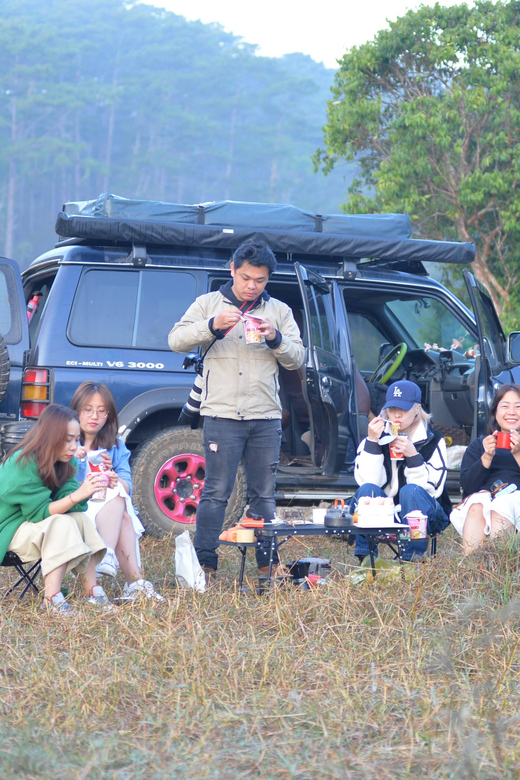 Da Lat: Sunrise Lake and Forest Photography Tour - A small group makes the morning easier