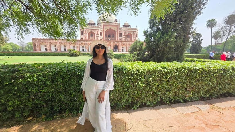 Delhi: Private Guided Instagram Photographery Tour in Delhi - Meeting near Sunehri Masjid and the Red Fort