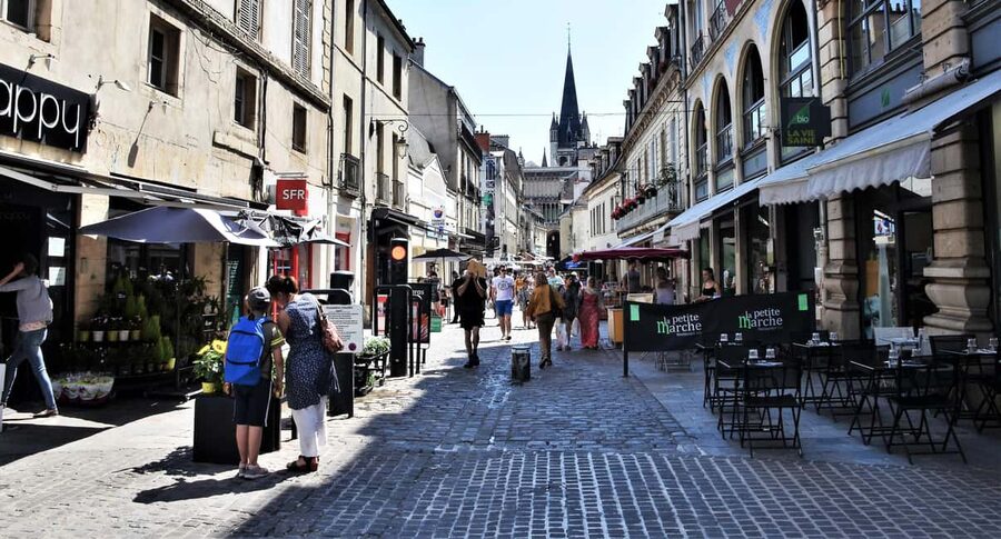DIJON: Enjoy a photo tour with a professional photographer - What the photo walk actually teaches you