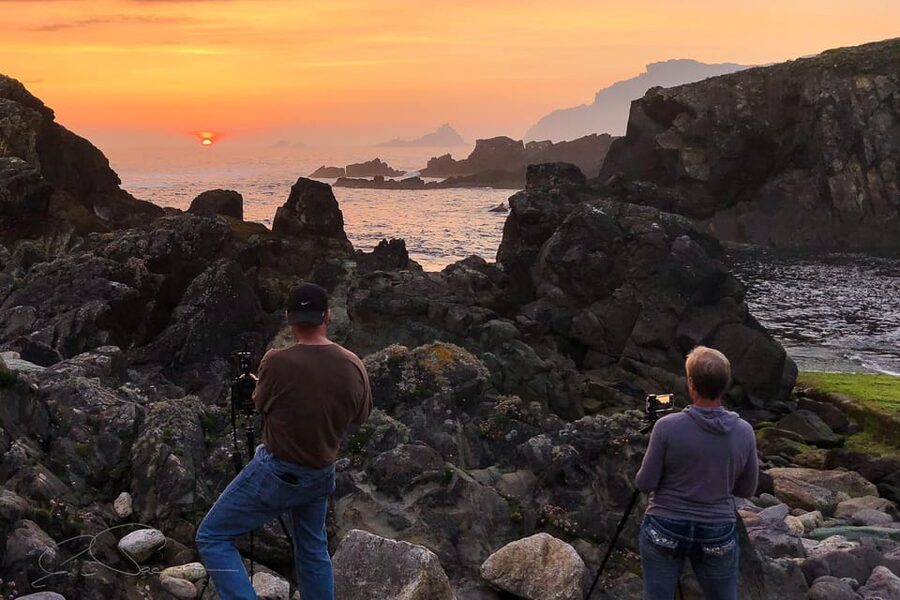 Dingle: Slea Head Sunset & Magic Hours Photo Tour - Quiet coves and the stops beyond the main road