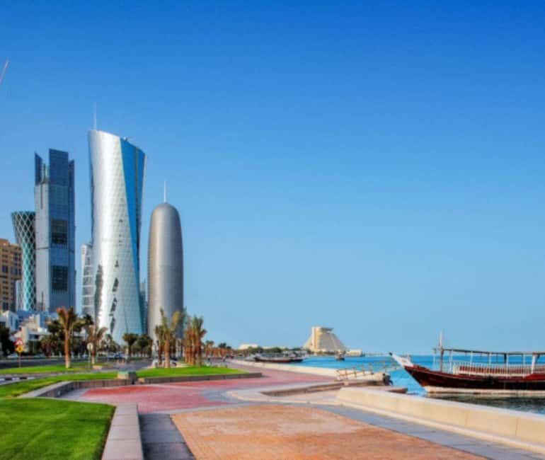 Doha: Iconic Spots & Hidden Corners Guided Photography Tour - Seeing Doha through a camera instead of a car window
