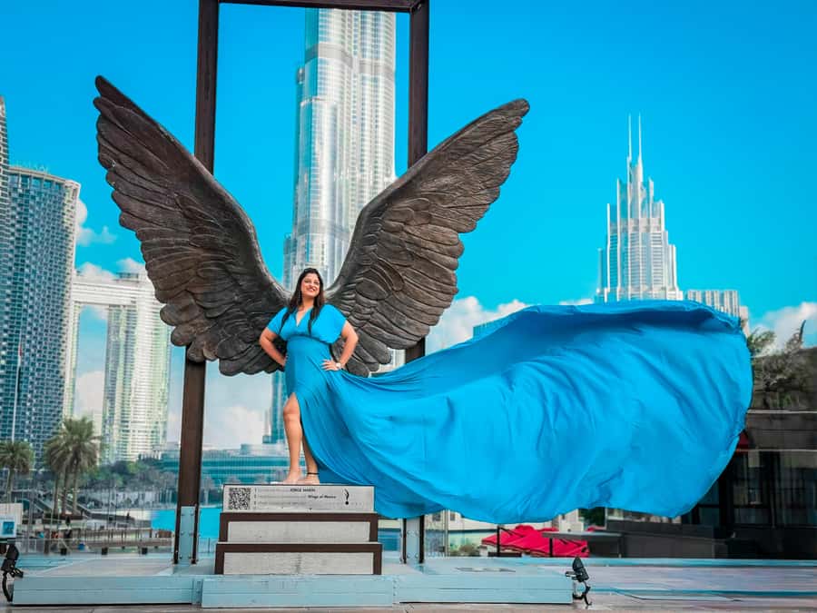 Dubai: Burj Khalifa Flying Dress Videography Shoot - What this Burj Khalifa photo shoot is really like
