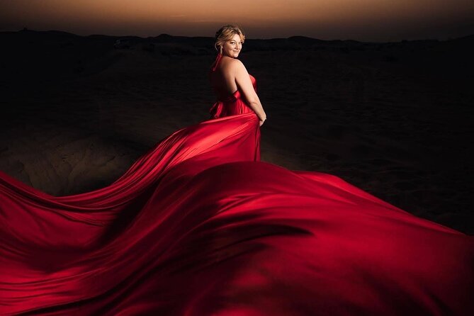 Dubai: Flying dress photoshoot - Languages, access, and group arrangements