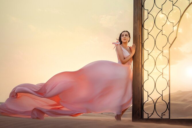 Dubai: Flying dress photoshoot - Cancellation and booking details to keep in mind