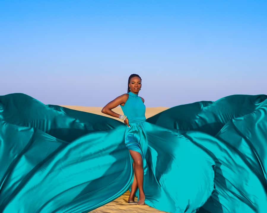 Dubai: Flying Dress Photoshoot Experience - Leaving Dubai for an open desert studio