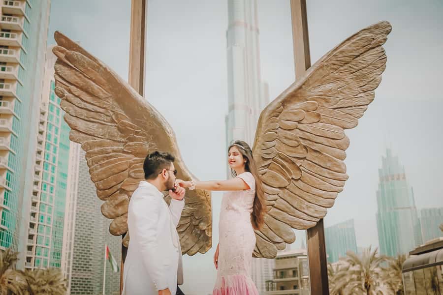 Dubai: Iconic Burj Khalifa Pre-Wedding Photoshoot - Key points to know before booking