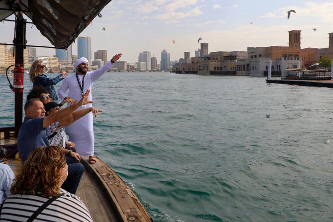Dubai: Photography Tour in Al Fahidi District w/Abra Ride - Small details that can improve the experience