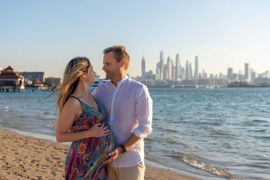 Dubai: Private Photoshoot with Hotel Pickup and Drop-off - Outfit changes and what to bring