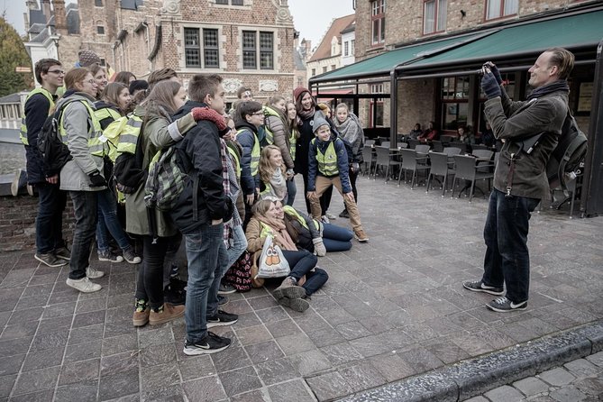 "Edges of Brugge" Photo Tour - 2hr open city tour & workshop - A route that leaves the postcard center