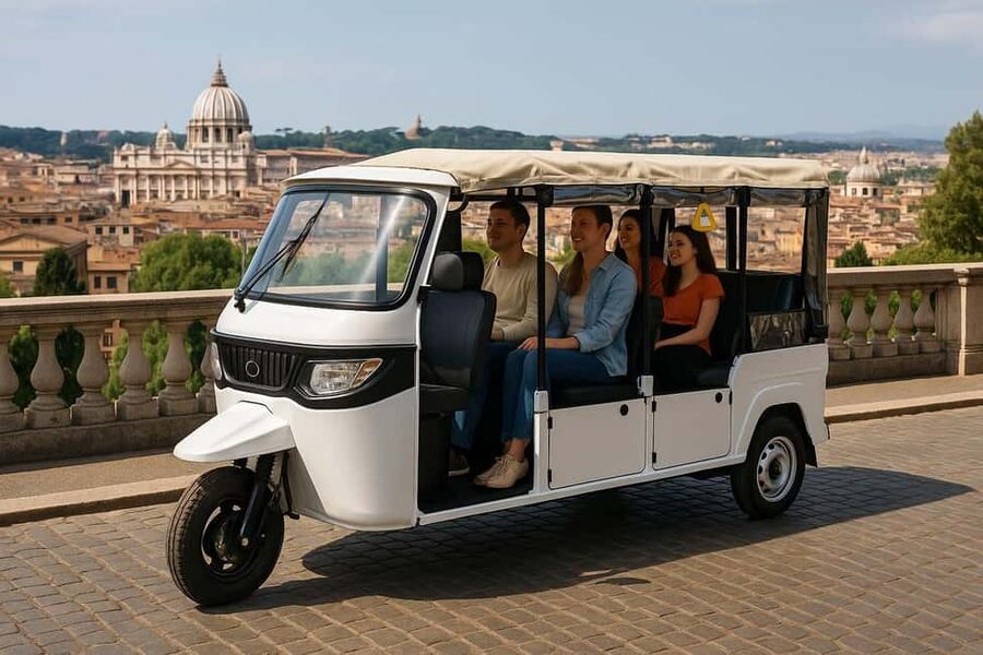 Electric Tuk-Tuk Photography Service of Rome - Why an electric tuk tuk works well in Rome