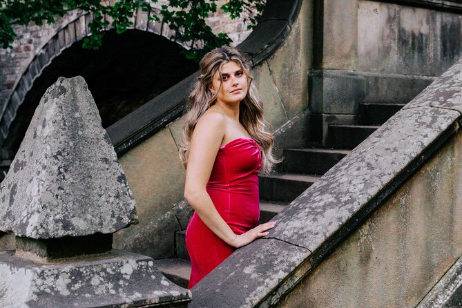 Enchanted Professional Private Photoshoot Tour in Edinburgh - Photos, posing, and the value of personal attention
