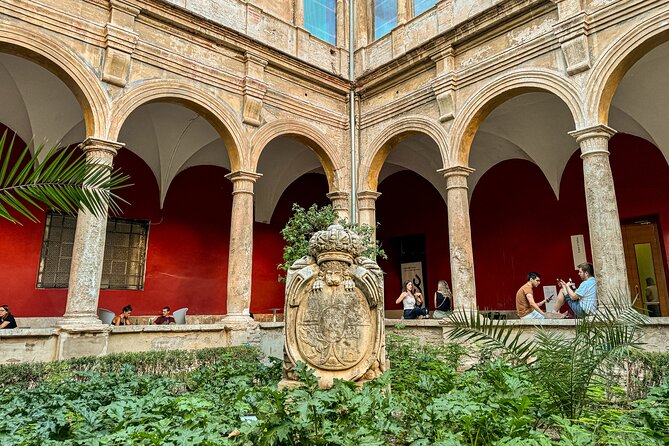 Excellent Private Photography Walking Tour & Workshop in Valencia - Key points at a glance