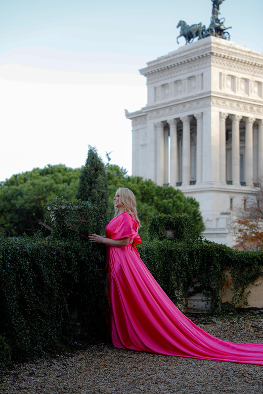 Expert Photographer of Rome with Guide - Castel Sant’Angelo and the final portraits