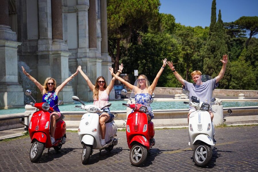 Explore city on Vespa with Professional Photographer - The ride from the Colosseum to the Orange Garden