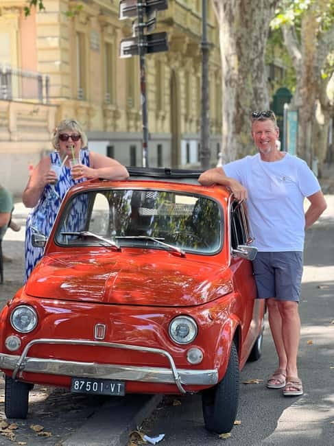 Fiat 500 Photo Experience Capture the Magic of the City - The Colosseum stop: a famous backdrop, not a full visit