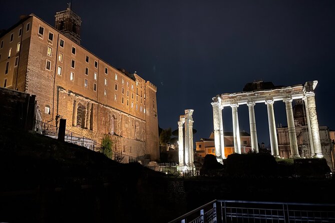 Fiat500 Night&Day Photoshoot, with a Roman, pickup included - Tiber Island and three ancient bridges