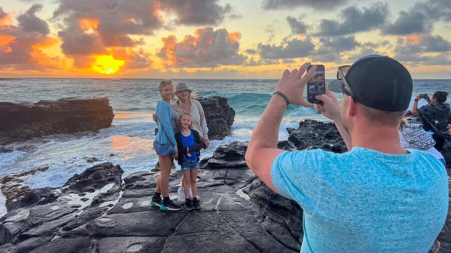 First Day Must 10-Hour Sunrise & Full Island Photo Tour - Why the sunrise start matters