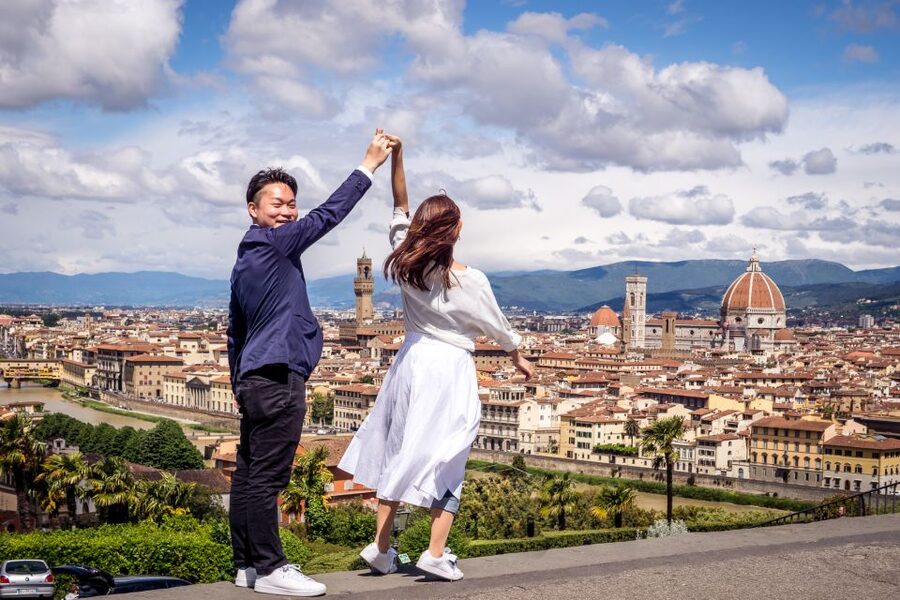 Florence: Private Photo Shoot - Value, group size, and hotel pickup