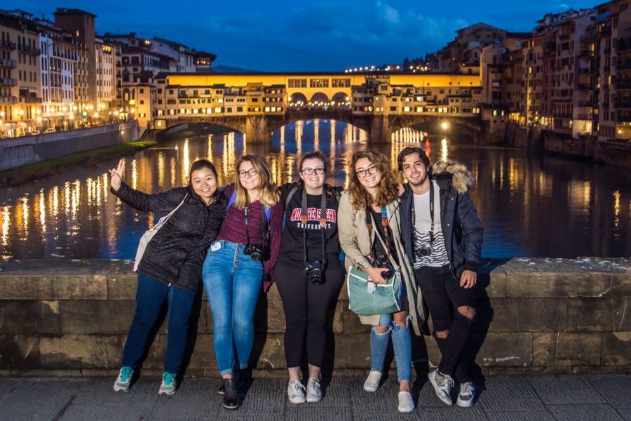 Florence: Private Photo Walking Tour - Learning with Eva, from phone cameras to film