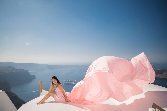 Flying Dress Photoshoot in Santorini - Timing, light, and Santorini crowds